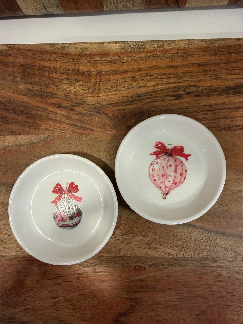 White Ceramic Holiday Ornament Accent Trinket Dishes (2)